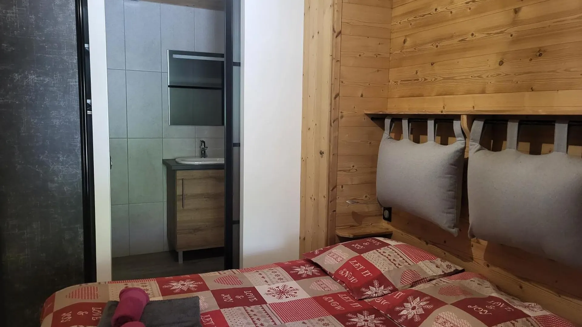 Appartement Cosy Face Aux Aravis Le Grand-Bornand 0*,