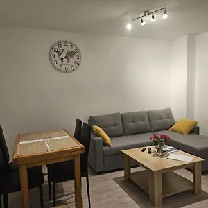 Appartement Joli En Face De, Nantua